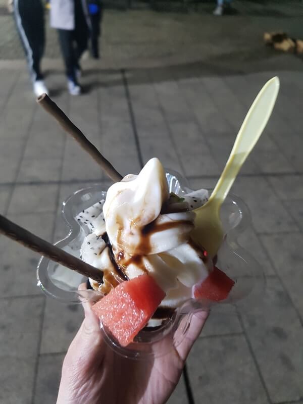 Ice cream with dragon fruit and watermelon